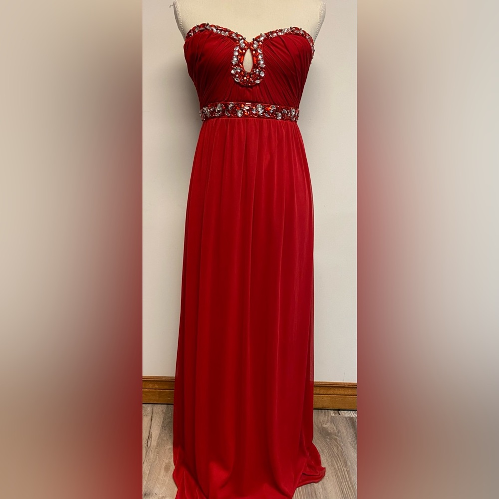 City Triangles Red Rhinestone Empire Waist Formal Dress Size 5